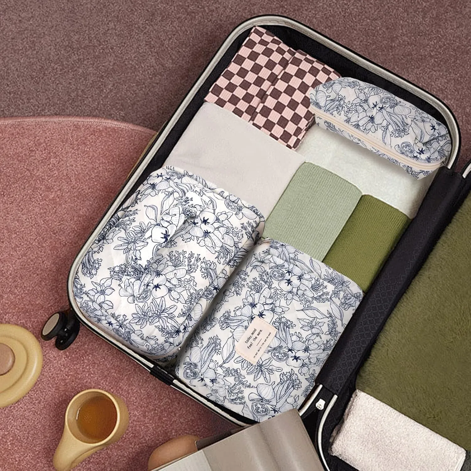 3Pcs Cotton Quilted Makeup Bag Large Travel Cosmetic Bag Coquette Makeup Pouch Cute Aesthetic Floral Toiletry Bag for Women Girls (flower-D)