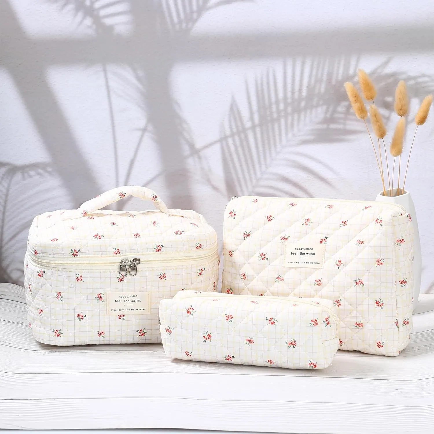 3Pcs Quilted Makeup Bag - Cotton Large Floral Makeup Bag, Travel Cosmetic Bag Cute Flower Aesthetic Floral Toiletry Organizer Bag Set for Women (05Red-Rose)