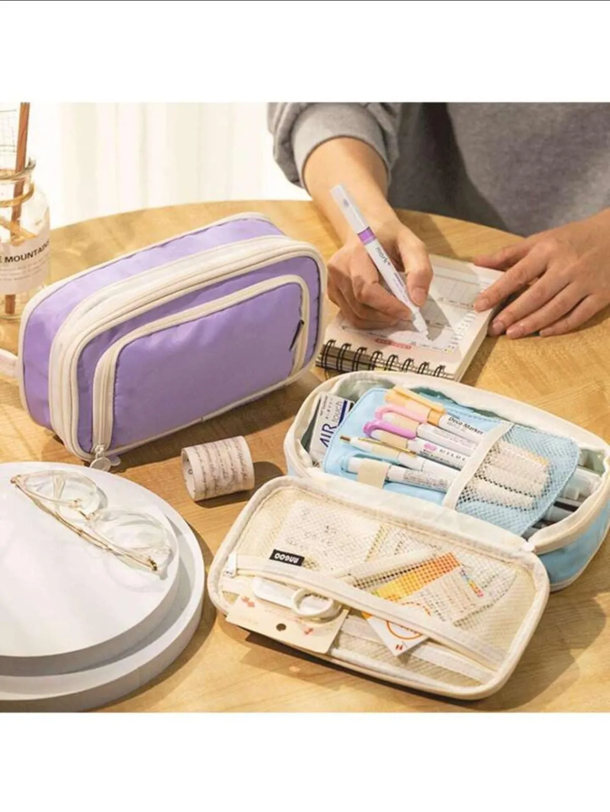 Angoo Spacious Expandable Multipurpose Pouch
