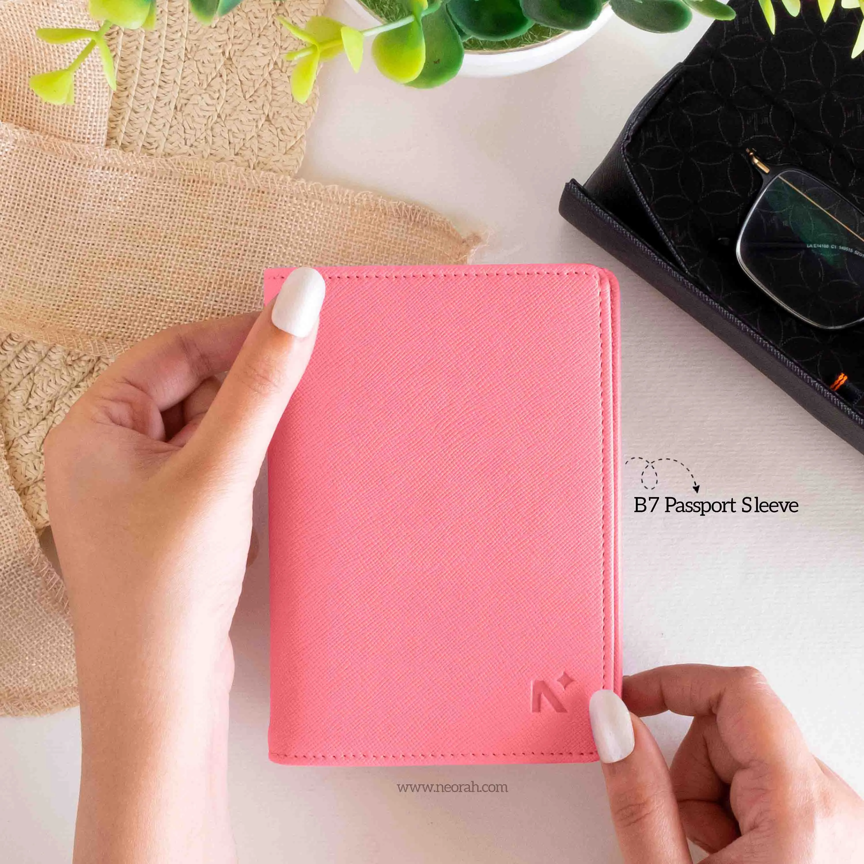 B7 - ORGANISER / PASSPORT COVER