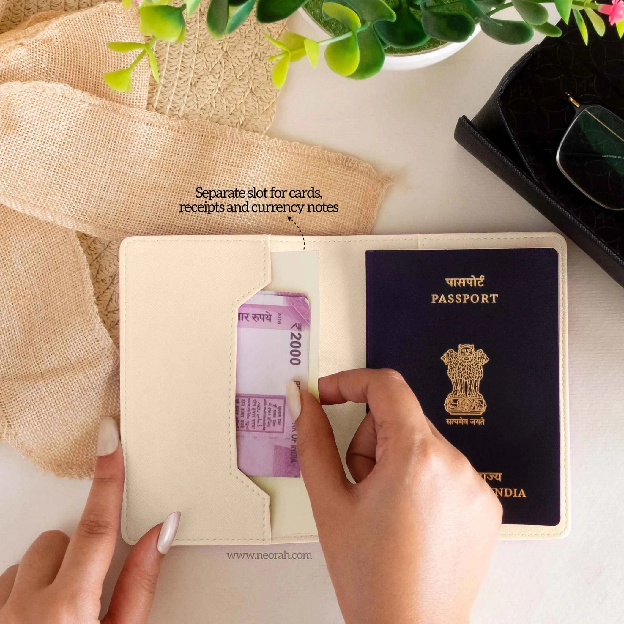B7 - ORGANISER / PASSPORT COVER