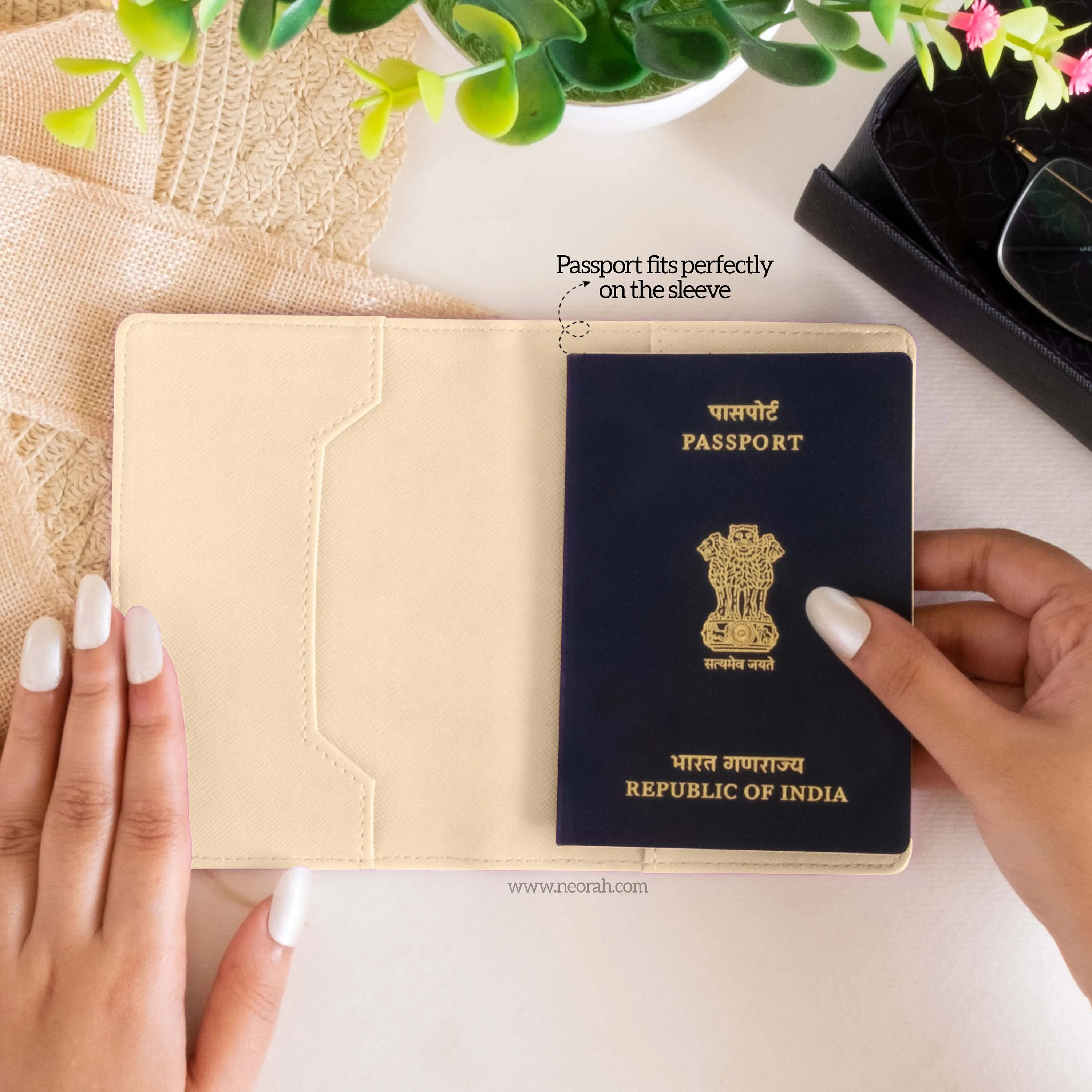 B7 - ORGANISER / PASSPORT COVER