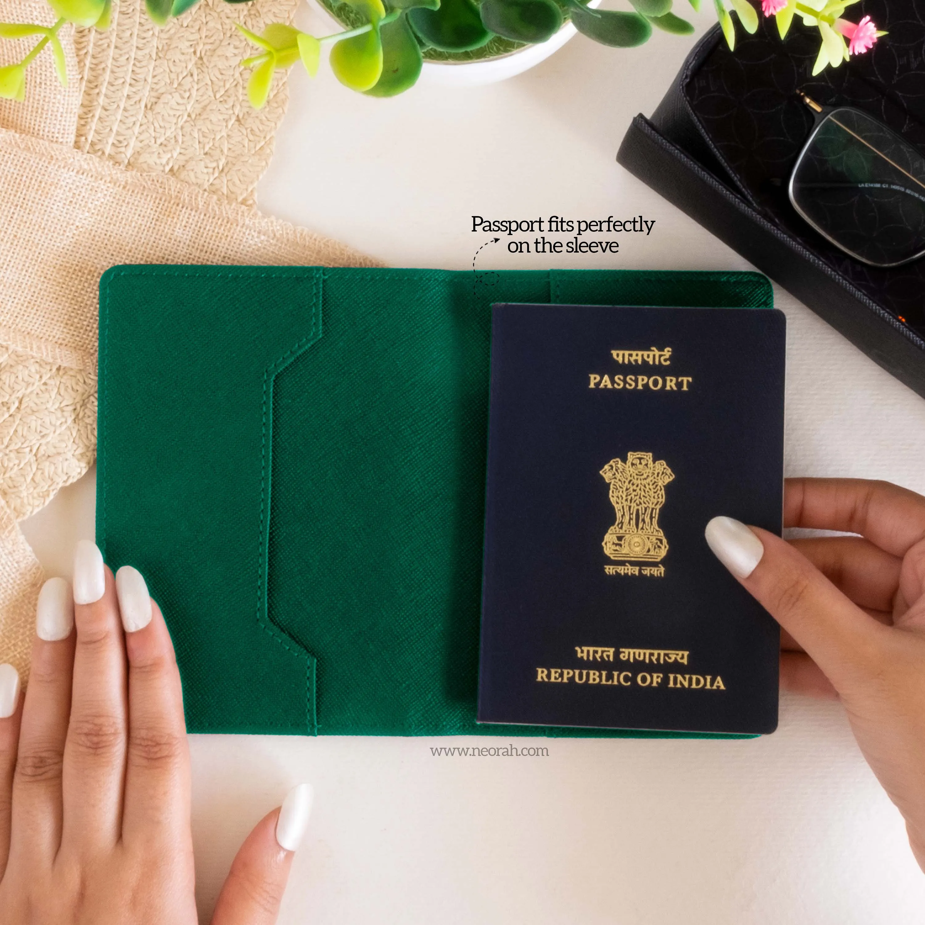 B7 - ORGANISER / PASSPORT COVER