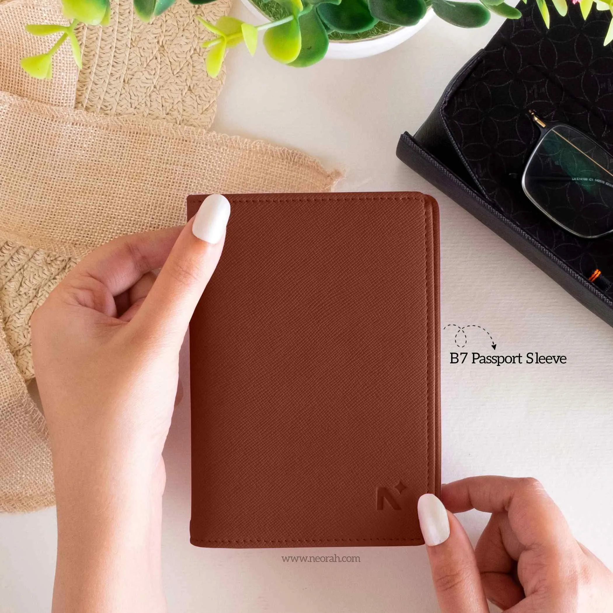 B7 - ORGANISER / PASSPORT COVER