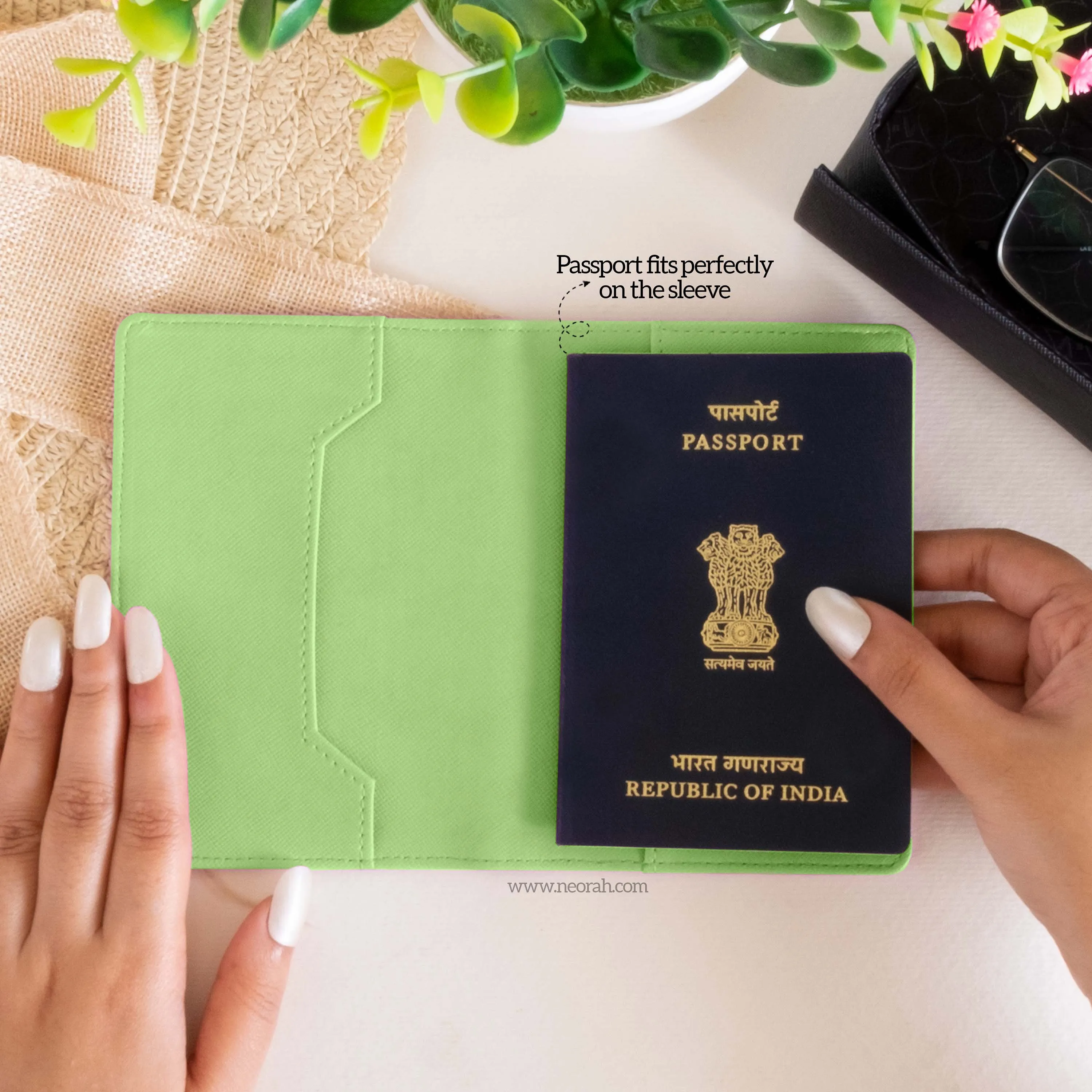 B7 - ORGANISER / PASSPORT COVER