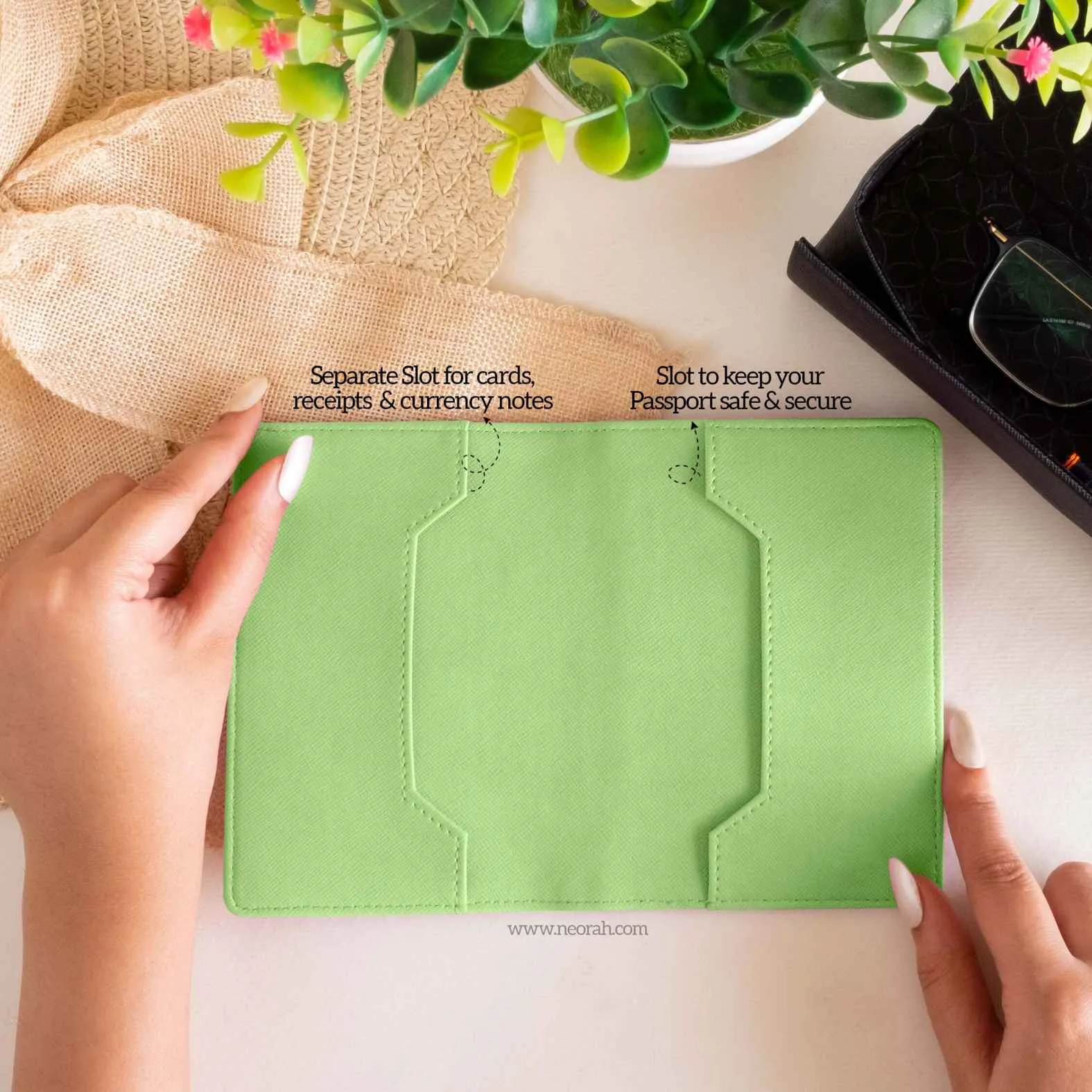 B7 - ORGANISER / PASSPORT COVER
