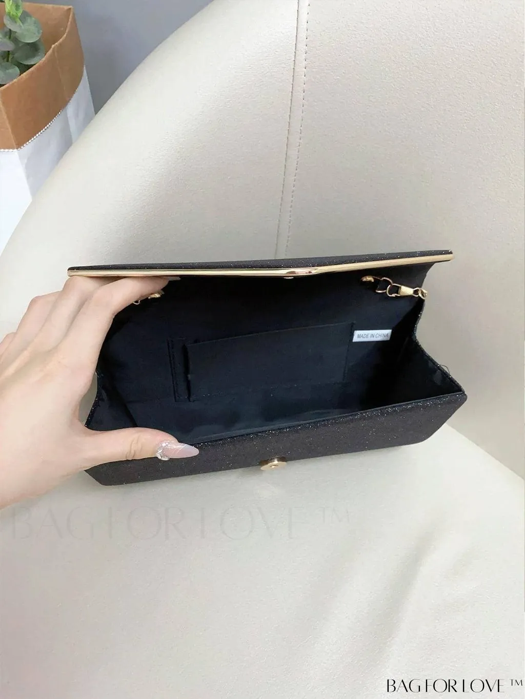 BagForLove - Chic Chain Evening Bag: Womens Fashion Coin Purse for Elegant Parties & Weddings