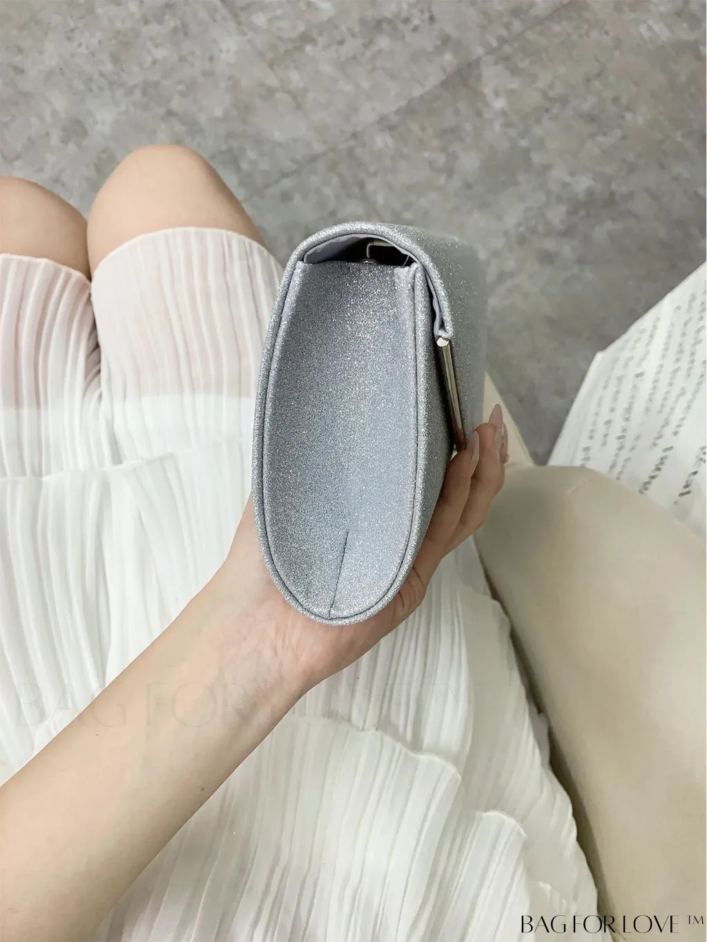 BagForLove - Chic Chain Evening Bag: Womens Fashion Coin Purse for Elegant Parties & Weddings