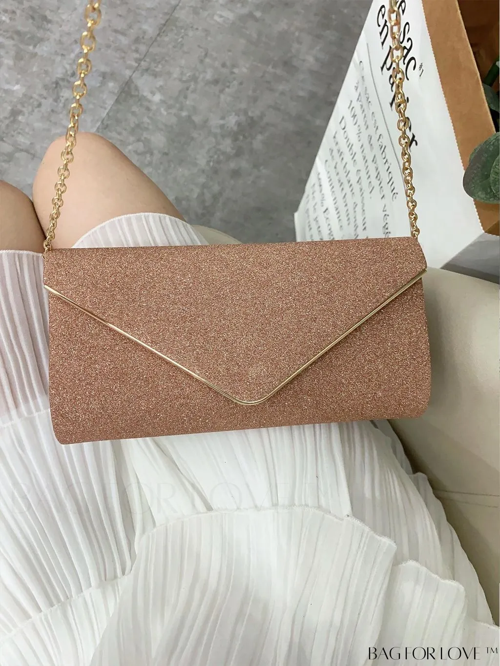 BagForLove - Chic Chain Evening Bag: Womens Fashion Coin Purse for Elegant Parties & Weddings