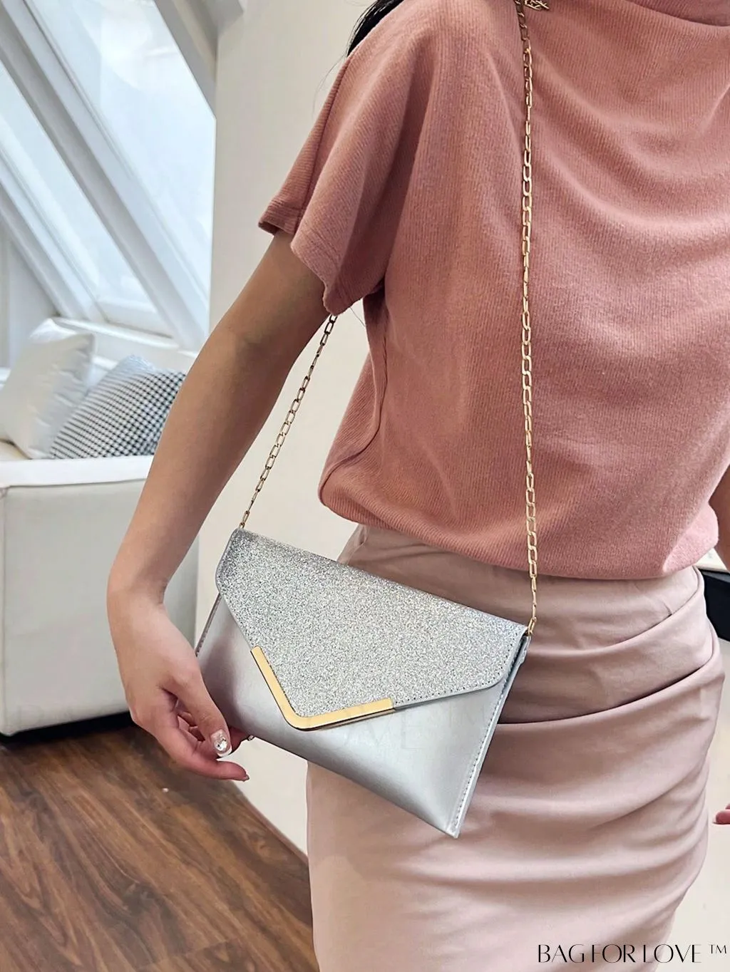 BagForLove - Compact Flap Envelope Bag with Sparkling Glitter and Chain Strap