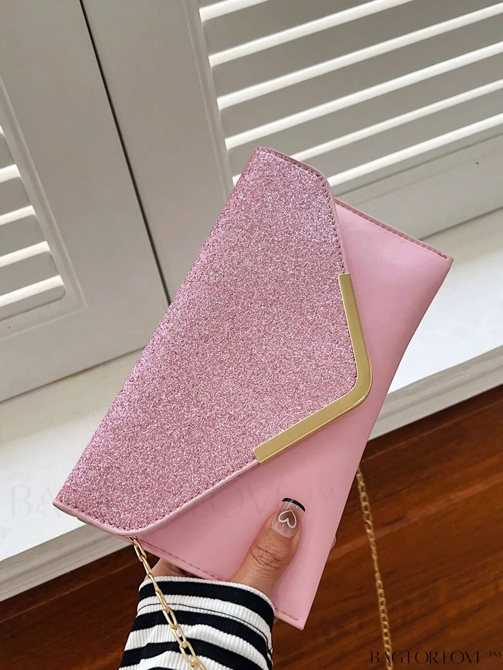 BagForLove - Compact Flap Envelope Bag with Sparkling Glitter and Chain Strap