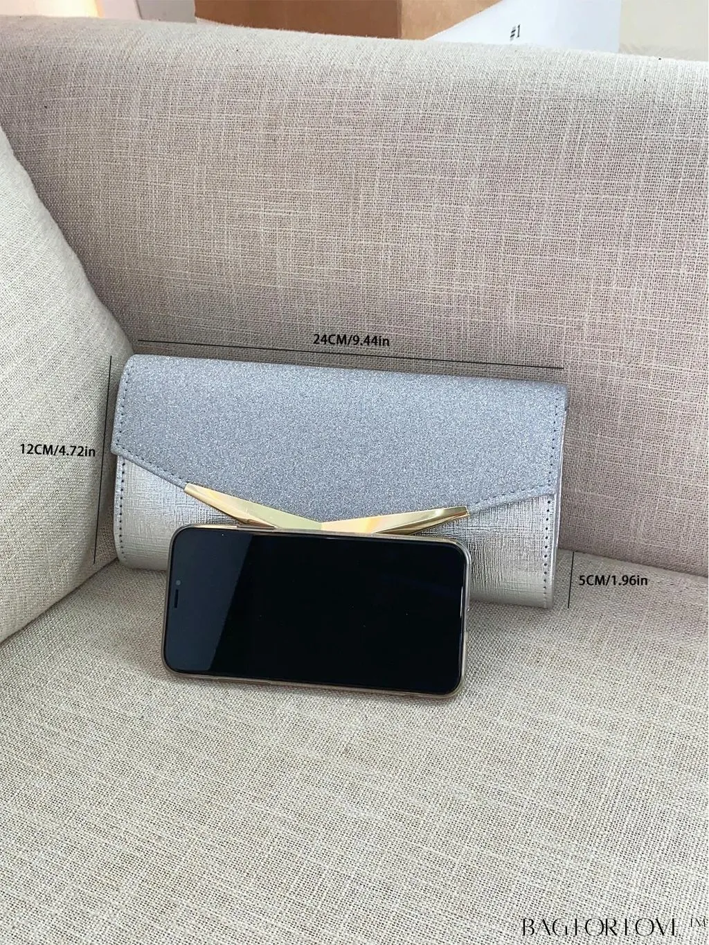 BagForLove - Elegant Chain Clutch Bag, Ideal for Parties, Dances, and Weddings.