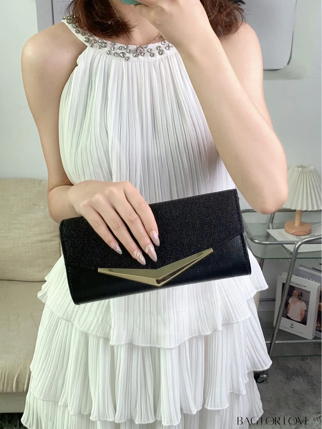 BagForLove - Elegant Chain Clutch Bag, Ideal for Parties, Dances, and Weddings.