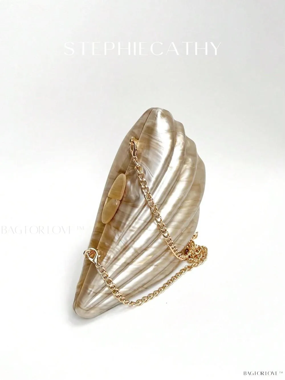 BagForLove - Luxury Acrylic Shell Shape Cross Body Bag with Chain Closure