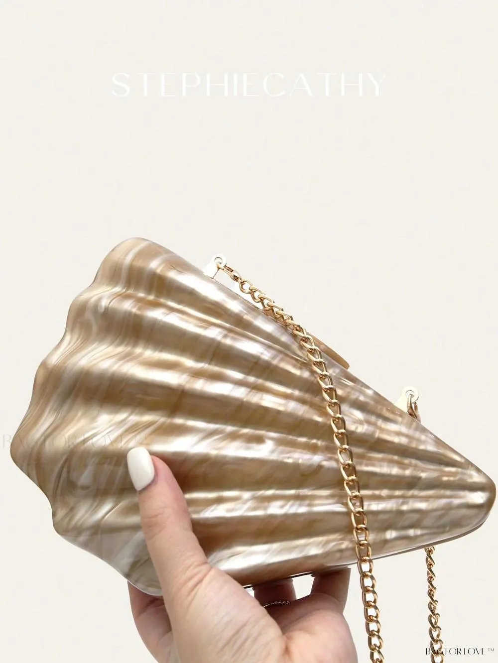 BagForLove - Luxury Acrylic Shell Shape Cross Body Bag with Chain Closure