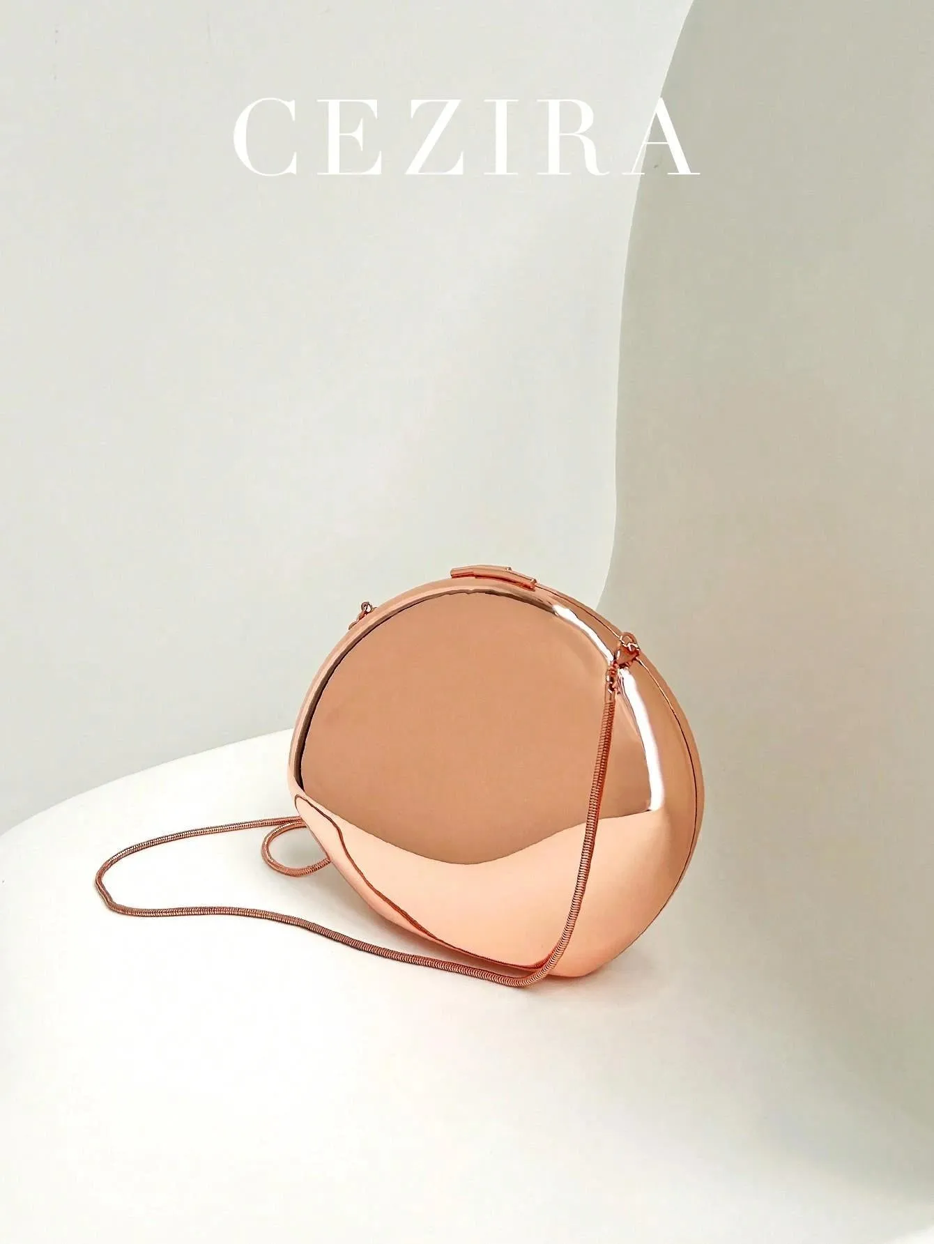 BagForLove - Perfect Party Accessory Luxury Glossy Iron Metal Handbag