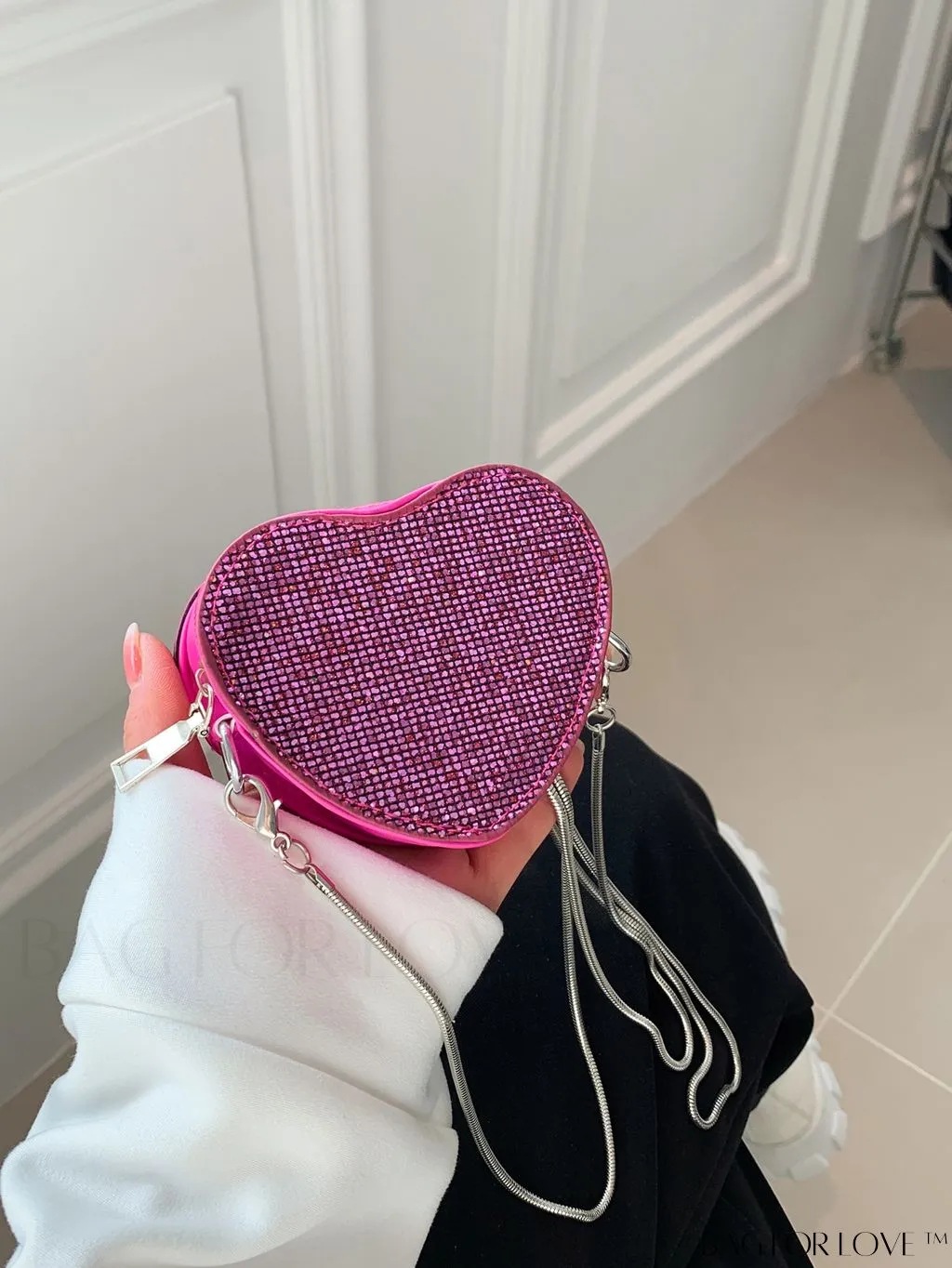 BagForLove - Sequin Heart Shaped Chain Strap Mini Novelty Bag