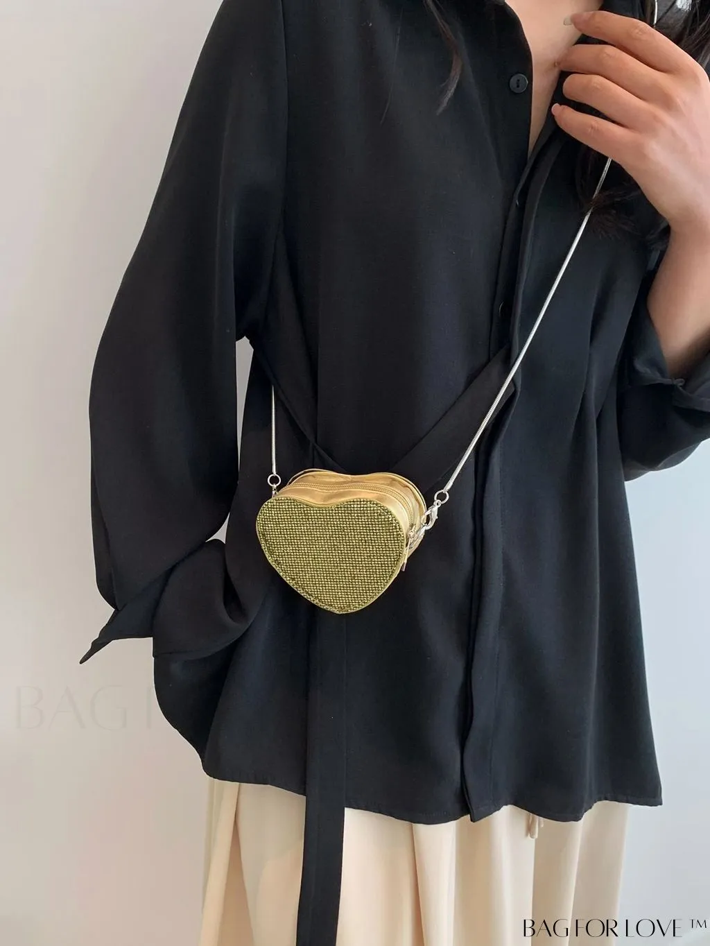 BagForLove - Sequin Heart Shaped Chain Strap Mini Novelty Bag