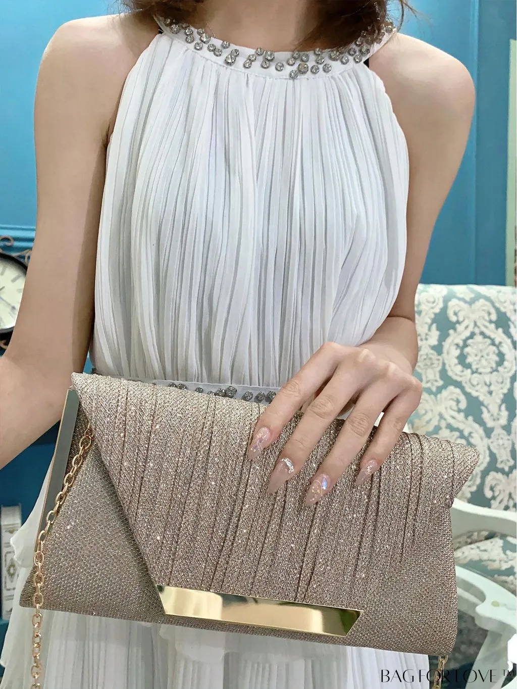 BagForLove - Stylish Metal Edged Envelope Clutch - Perfect for Party Attire!