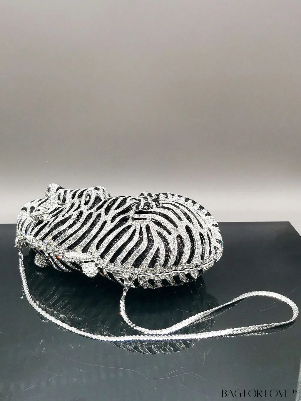 BagForLove - Tiger Design Rhinestone Bag: Stylish Glam for Weddings, Proms & Parties