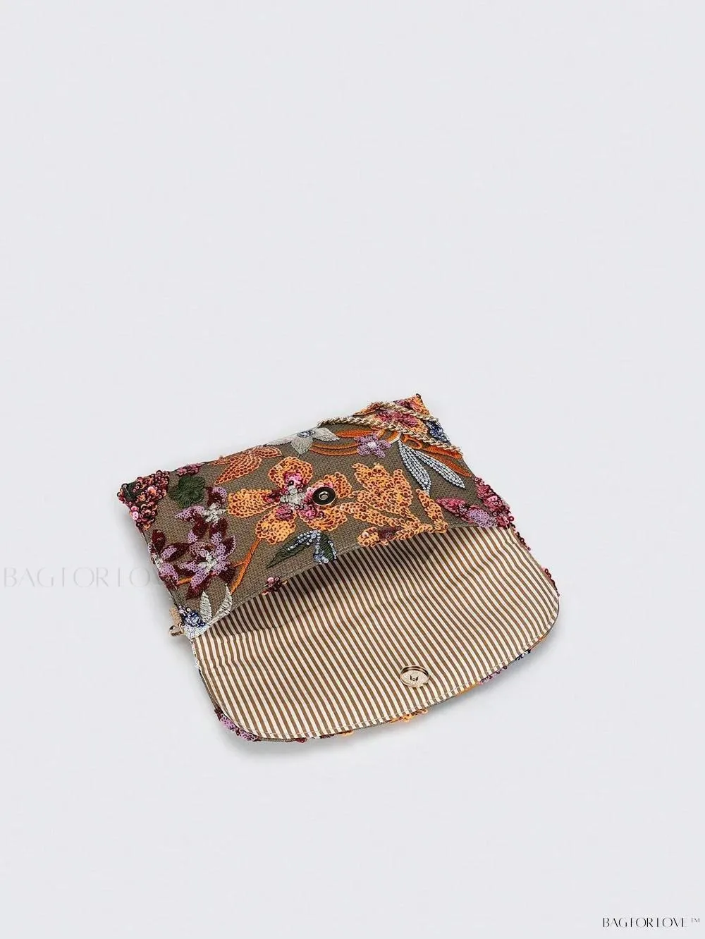 BagForLove - Vibrant Patchwork Clamshell Crossbody Bag in Color Contrast