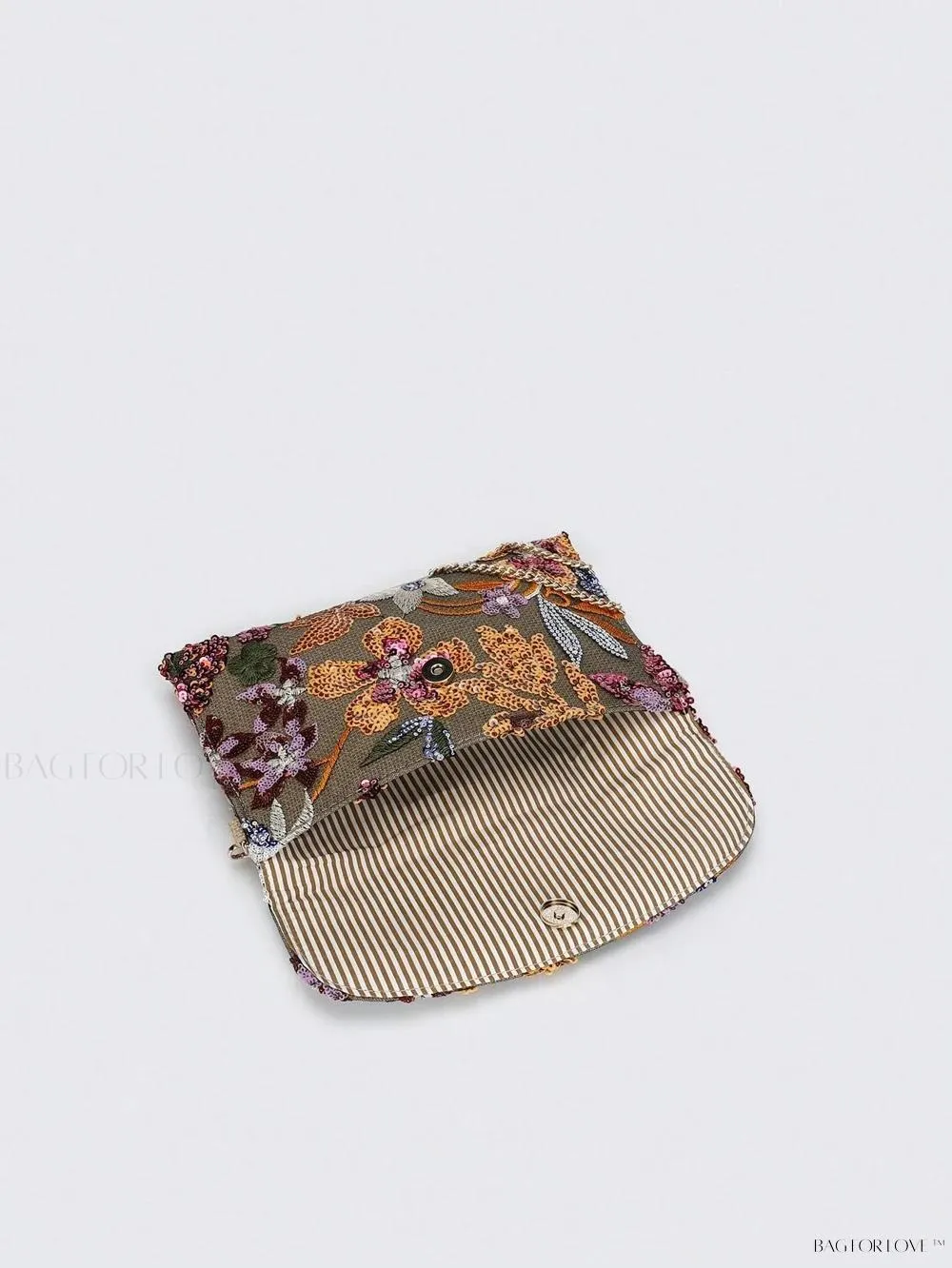 BagForLove - Vibrant Patchwork Clamshell Crossbody Bag in Color Contrast