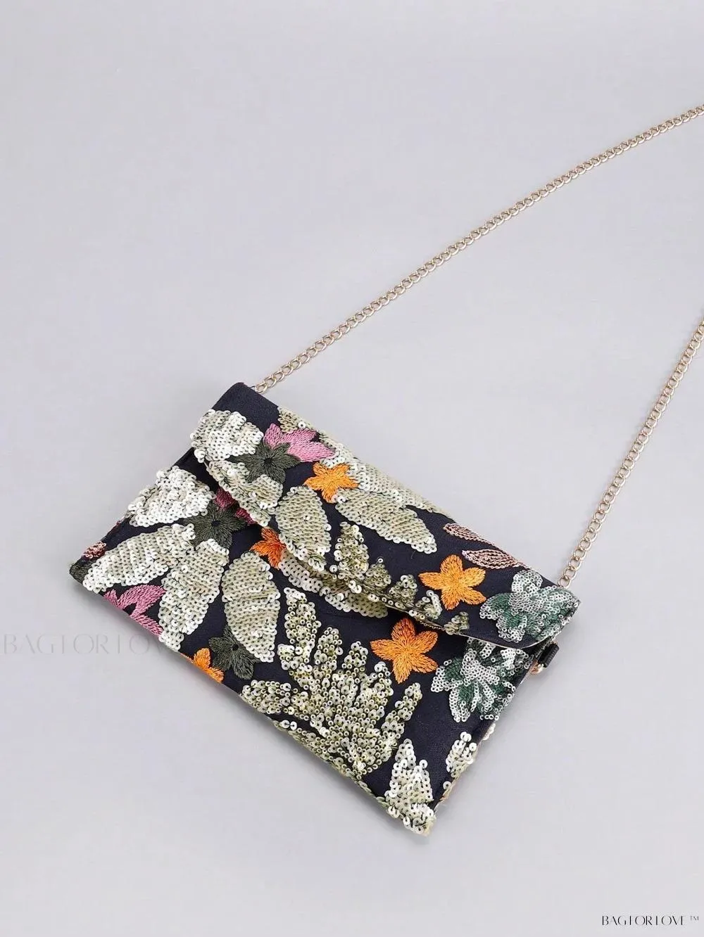 BagForLove - Vibrant Patchwork Clamshell Crossbody Bag in Color Contrast