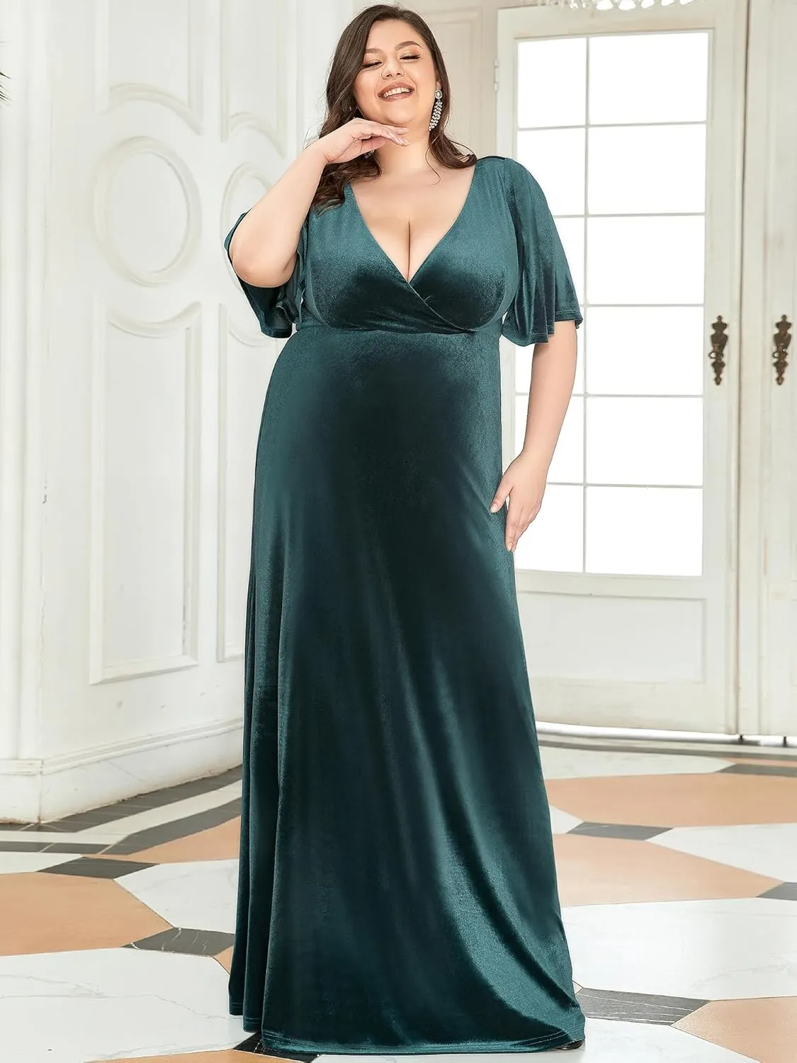 Ever-Pretty Plus Women's V Neck Velvet A Line Half Sleeves Floor Length Winter Plus Size Formal Evening Dresses 00861-DAPH