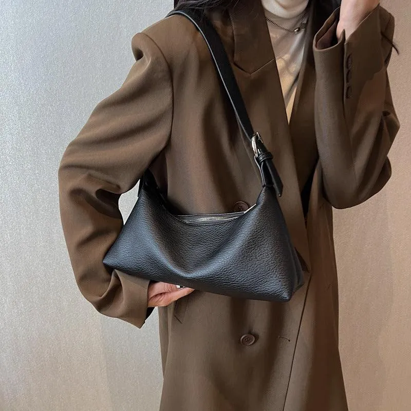 Fashionable And Versatile French One Shoulder Diagonal Bag