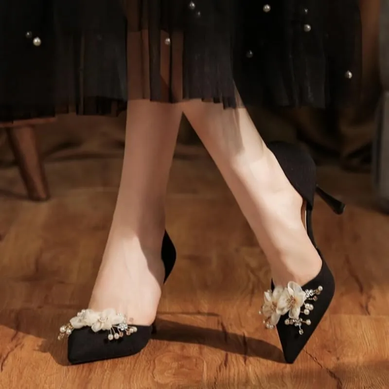 Floral Pearl Heels with Pointed-Toe Design - Soft Fabric & Velvet/Silk for Formal Events