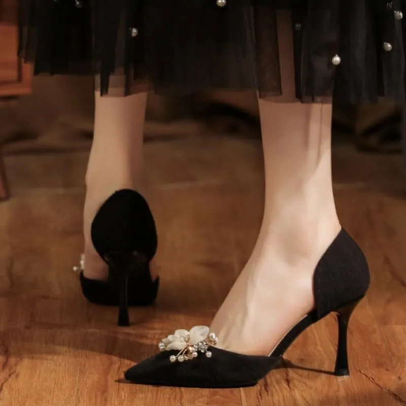 Floral Pearl Heels with Pointed-Toe Design - Soft Fabric & Velvet/Silk for Formal Events