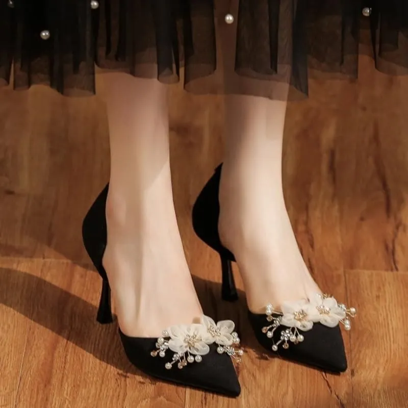Floral Pearl Heels with Pointed-Toe Design - Soft Fabric & Velvet/Silk for Formal Events