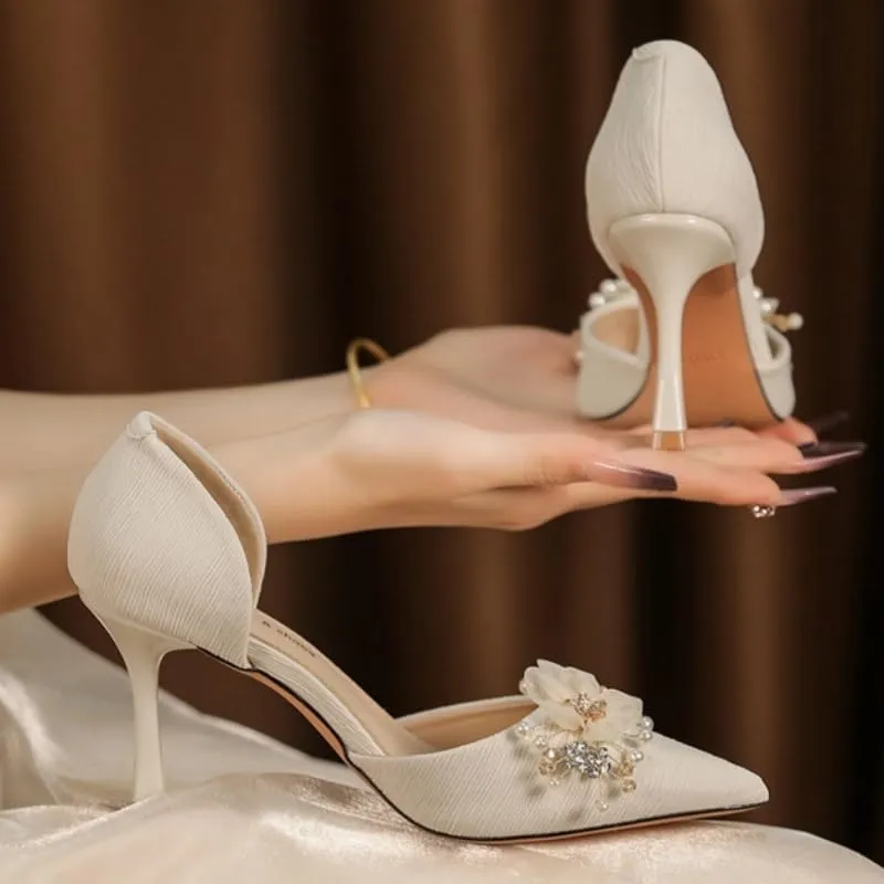 Floral Pearl Heels with Pointed-Toe Design - Soft Fabric & Velvet/Silk for Formal Events