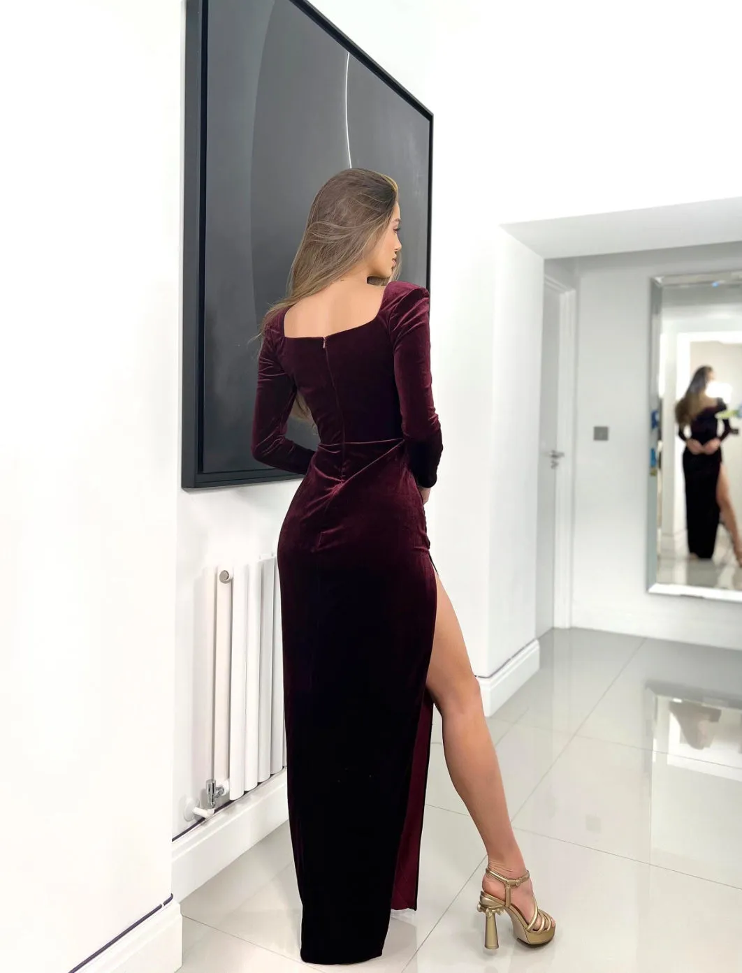 JX6087 | Burgundy Teal Black Fitted Ruched Long Sleeve Thigh Split Velvet Formal Gow | NICOLETTA