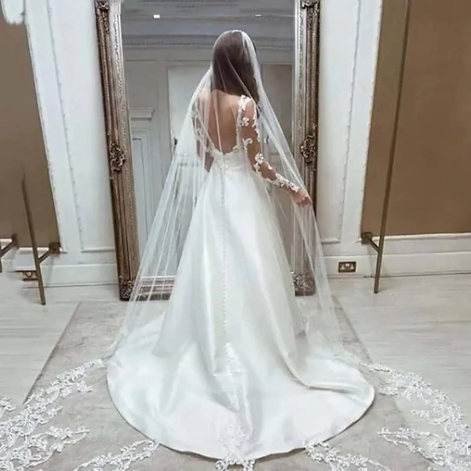 Mermaid Long Sleeve Wedding Dresses for Bride Lace Applique V-Neck Boho Bridal Dress with Train