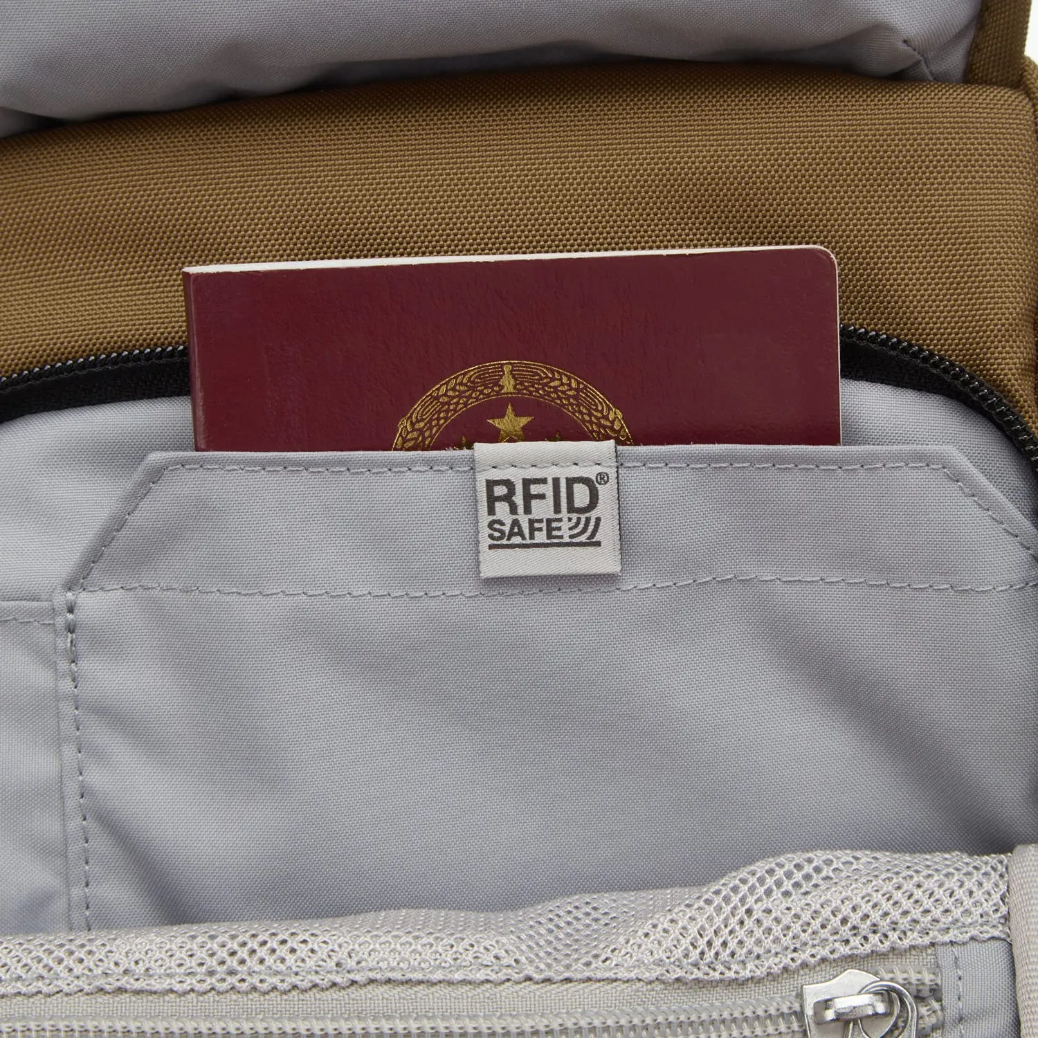 Pacsafe Metrosafe X Compact Crossbody