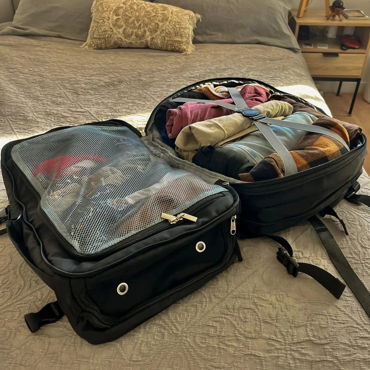 Recca | Large Expandable Hiking Travel Backpack for Laptop (45L)