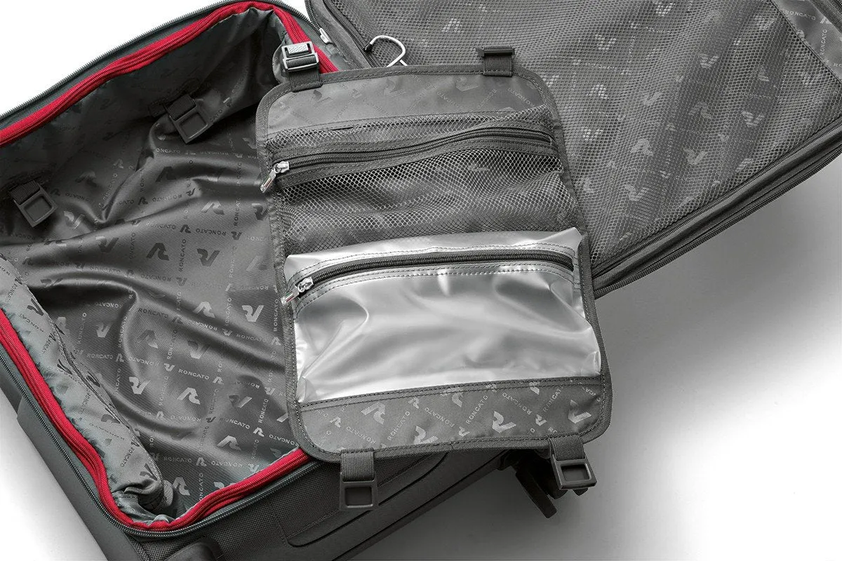 Roncato Uno Soft Deluxe 22" 4-Wheel Carry-On Luggage