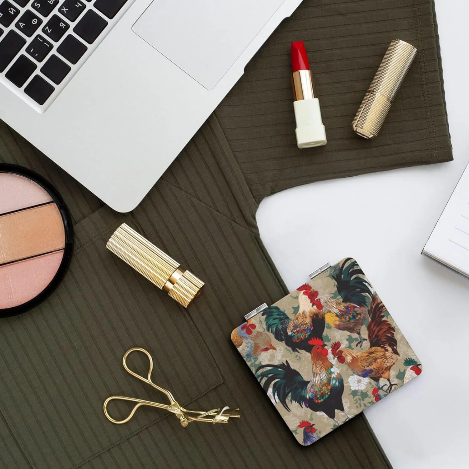 Rooster and Chicken Print Printed Square Pocket Makeup Mirror with 1X/2X Magnification, Portable Mini Travel Makeup Mirror for Travel Daily Work Beauty
