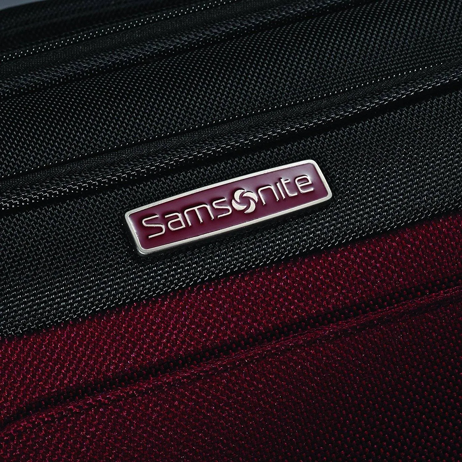 Samsonite Aspire GR8 25" 4-Wheel Medium Luggage