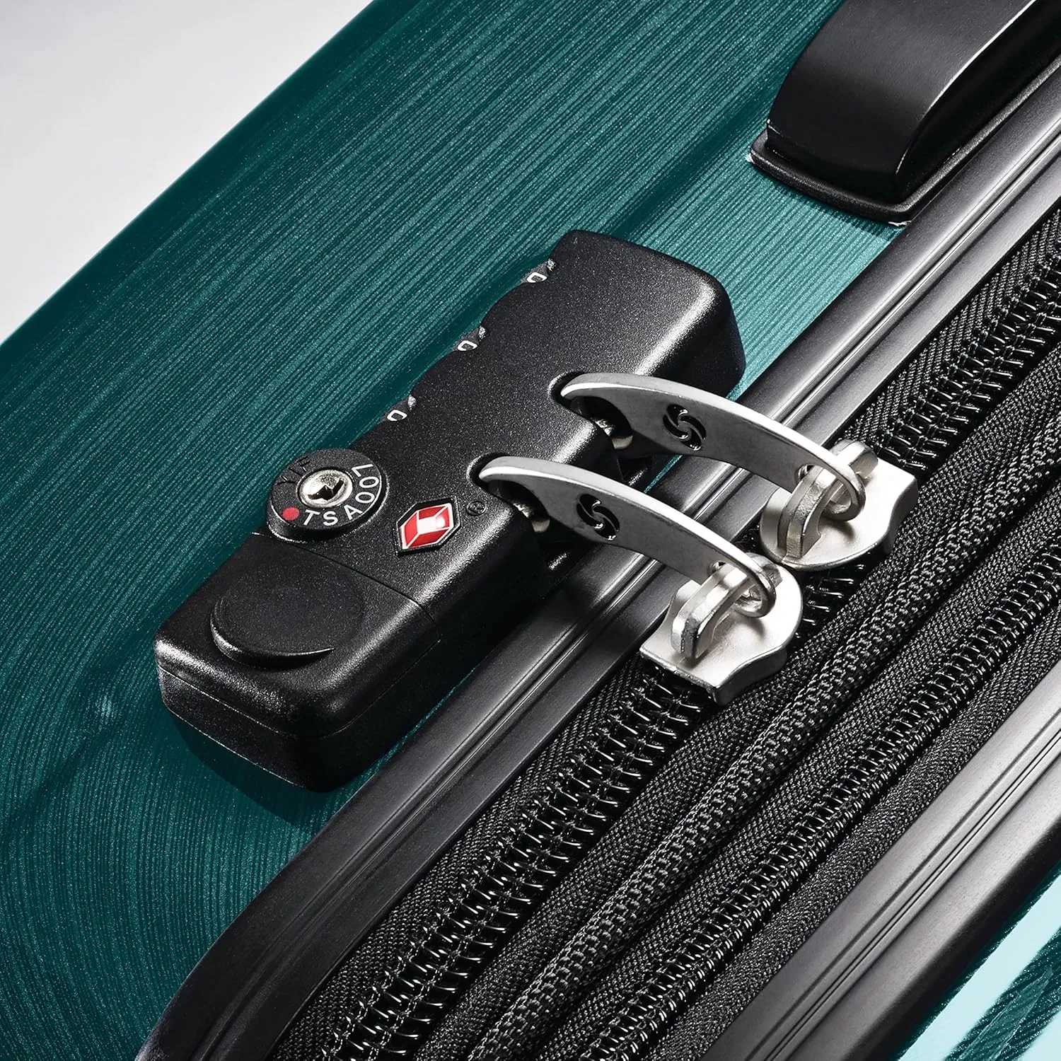 Samsonite Winfield 2 Hardside Expandable Luggage with Spinner Wheels, Checked-Large 28-Inch, Cactus Green