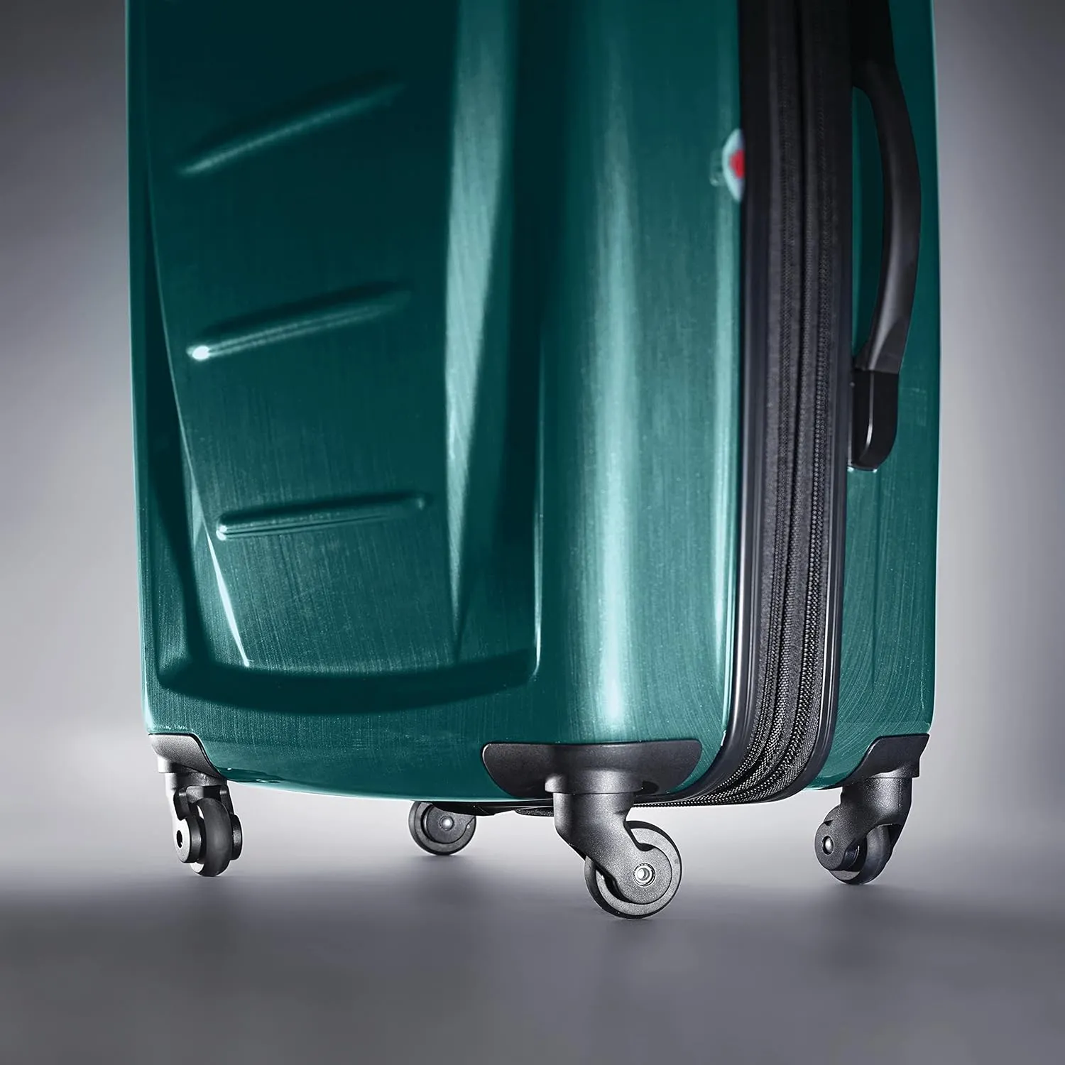 Samsonite Winfield 2 Hardside Expandable Luggage with Spinner Wheels, Checked-Large 28-Inch, Cactus Green