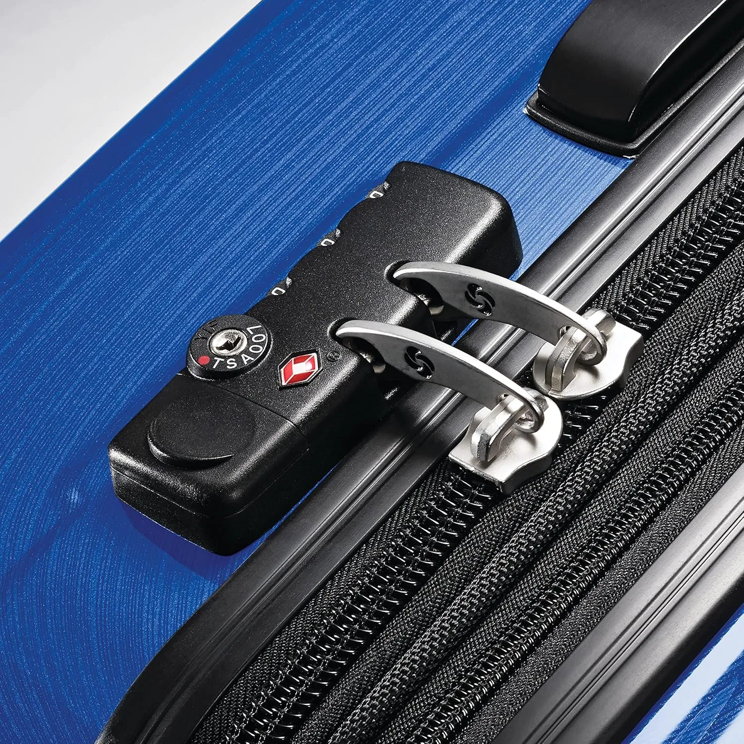 Samsonite Winfield 2 Hardside Expandable Luggage with Spinner Wheels, Checked-Large 28-Inch, Nordic Blue