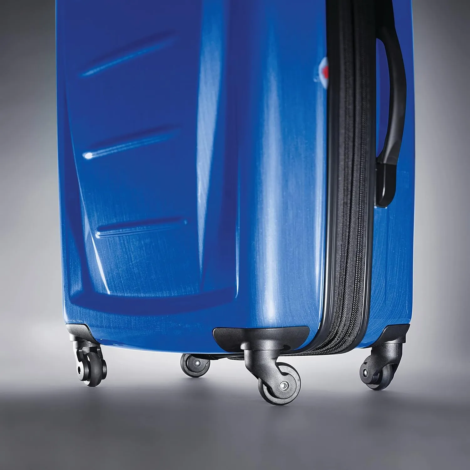 Samsonite Winfield 2 Hardside Expandable Luggage with Spinner Wheels, Checked-Large 28-Inch, Nordic Blue