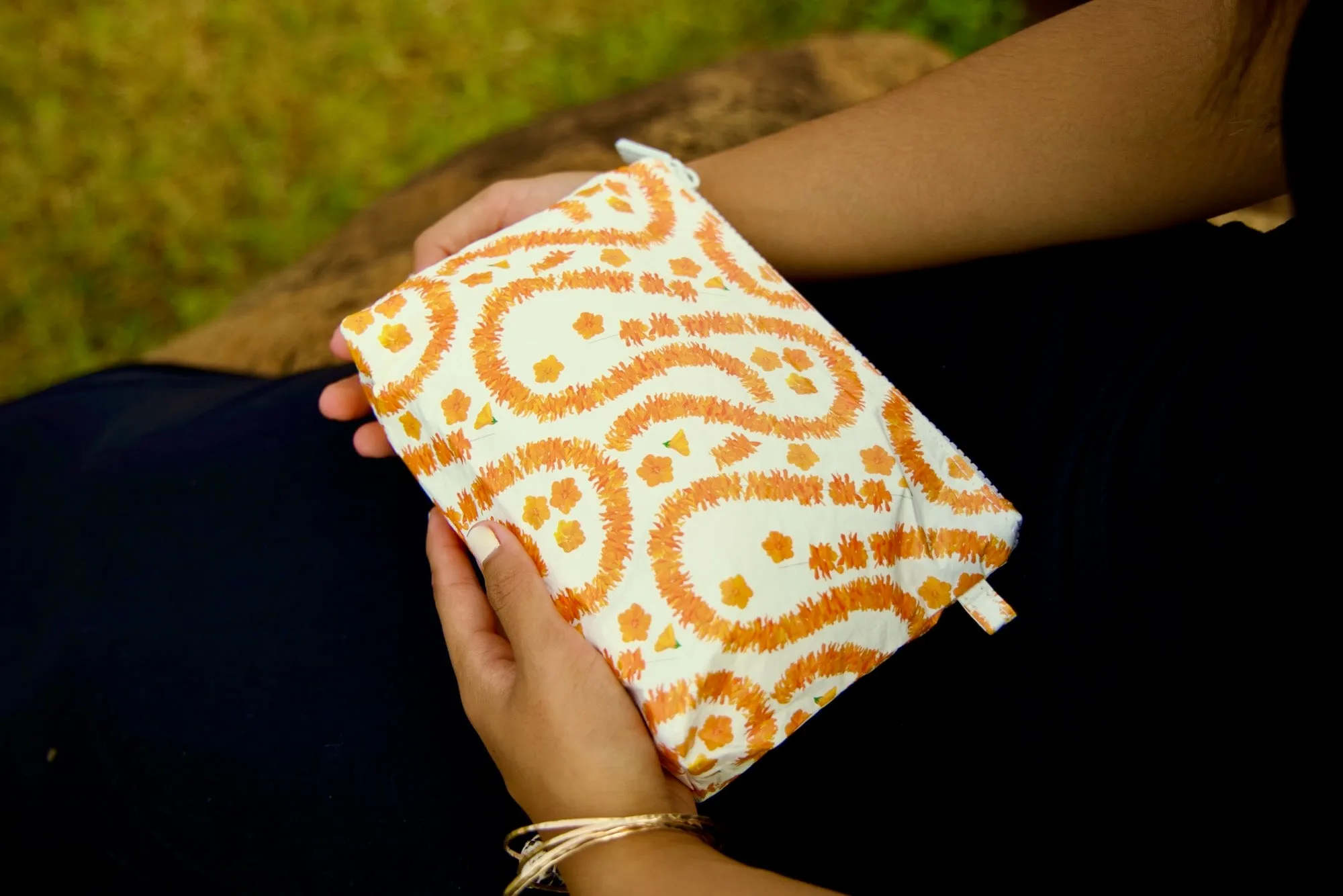 Small Pouch HNL Designs - Ilima Leis