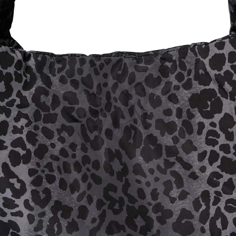 Studio Noos tote bag 'Puffy Mom Bag' Antra Leopard