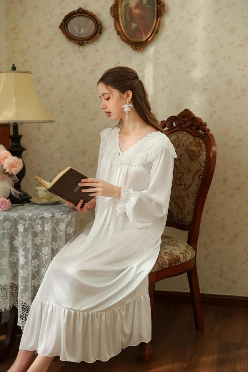 Women's Victorian Nightgown Lace Trim Vintage Nightdress Nightwear Retro Long Sleeve Pajama Dress Soft Loungewear
